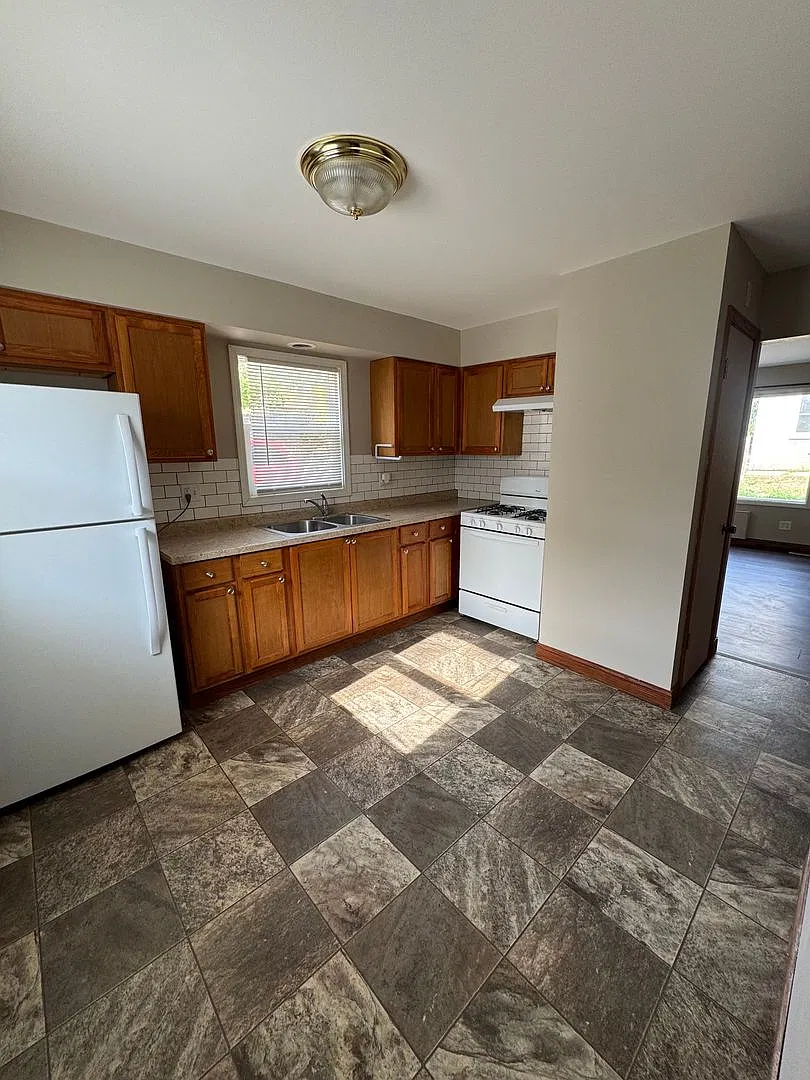 3308 Sablewood Drive — Photo 4