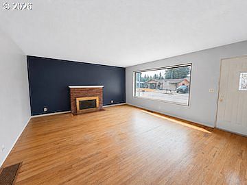 4th image of 10505 SE Long St