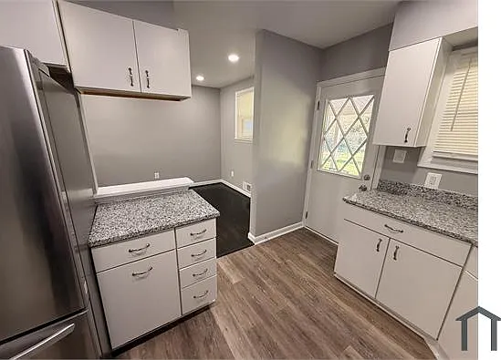 10 Walnut Ave — Photo 6