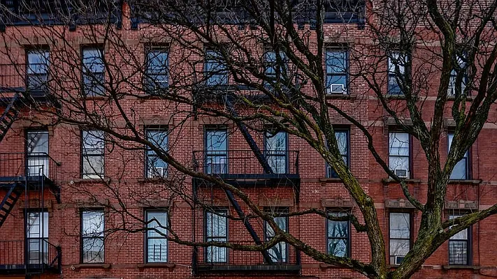 Rented by Nooklyn NYC LLC | media 53