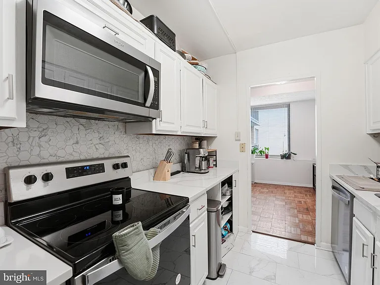 4740 Connecticut Ave NW #818 — Photo 13