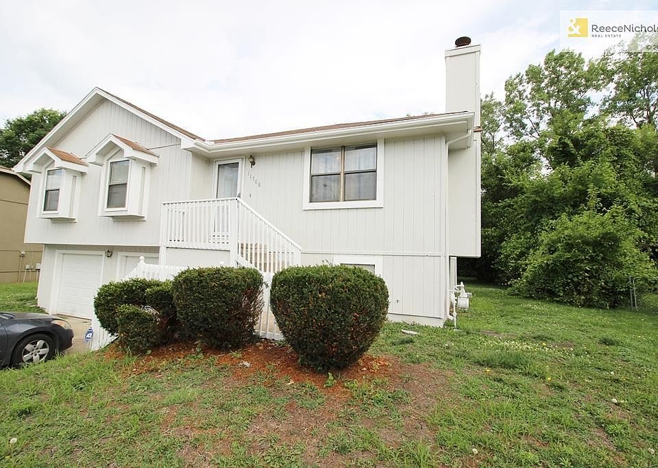 1st image of 11708 Crystal Dr