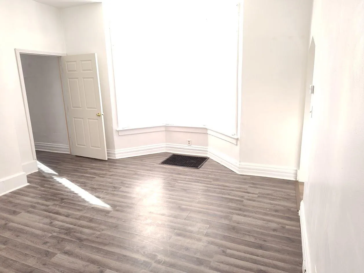 5800 Sierra St — Photo 1