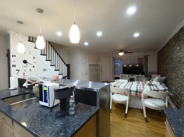 20-45 31st Street image 8 of 40