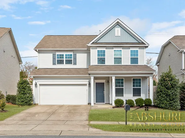 436 Stapleford Ln, Fuquay Varina, NC 27526