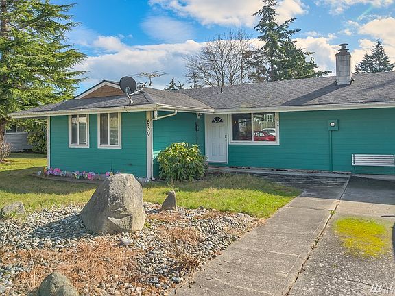 2nd image of 639 NW Hyak Dr