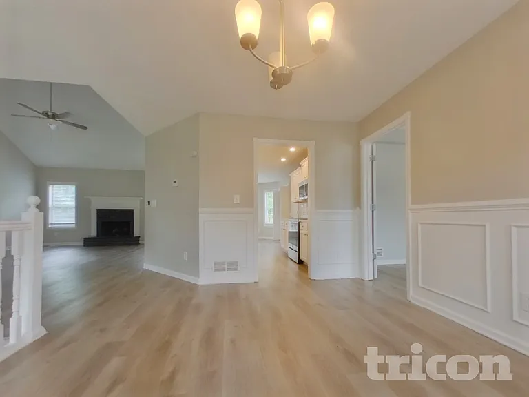 63 Sycamore Ln — Photo 3