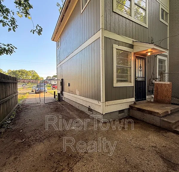 1778 Brown Ave — Photo 14