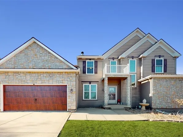 9304 N Harrison St, Kansas City, MO 64155