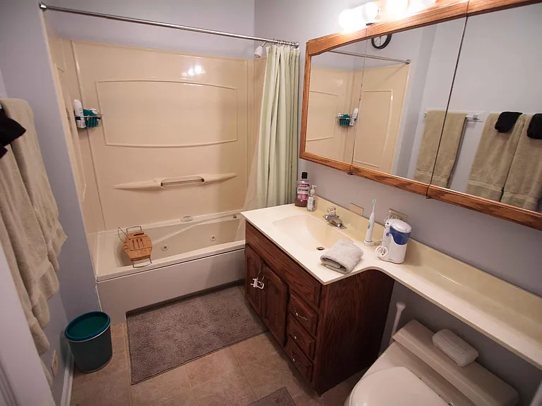1005 Dewey Ave #COACH HOUS — Photo 11