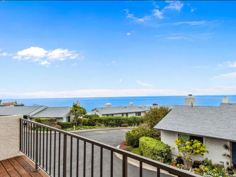 6798 Las Olas Way — Photo 23
