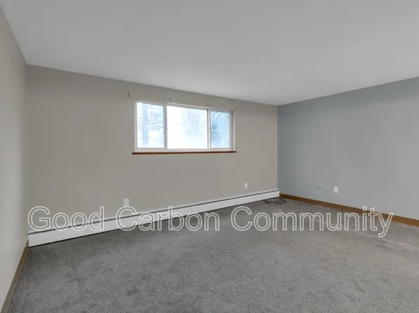 5454 Creekside Ct APT A, Hamburg, NY 14075