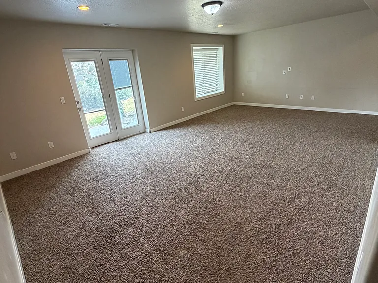 3886 E South Pass Cv — Photo 15