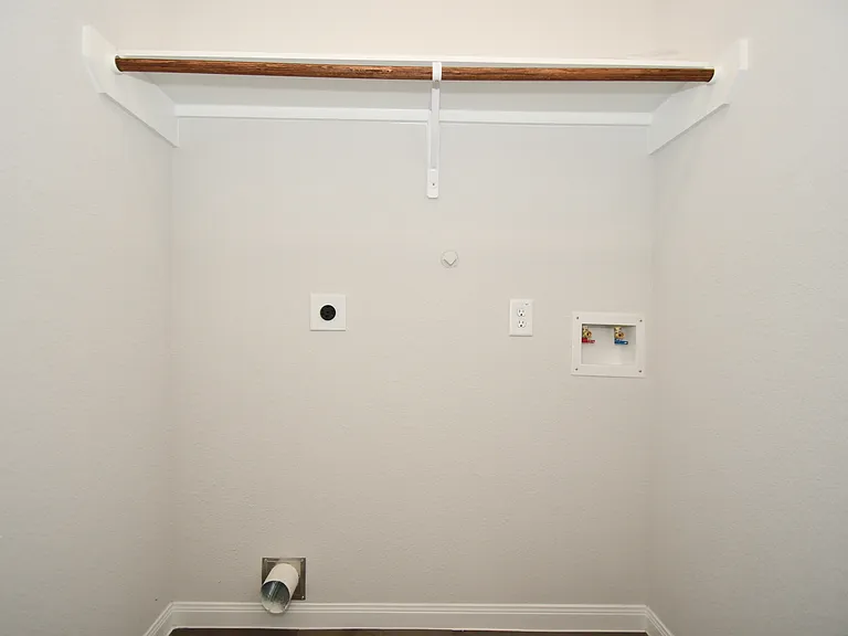 17419 Cuthbert St — Photo 9