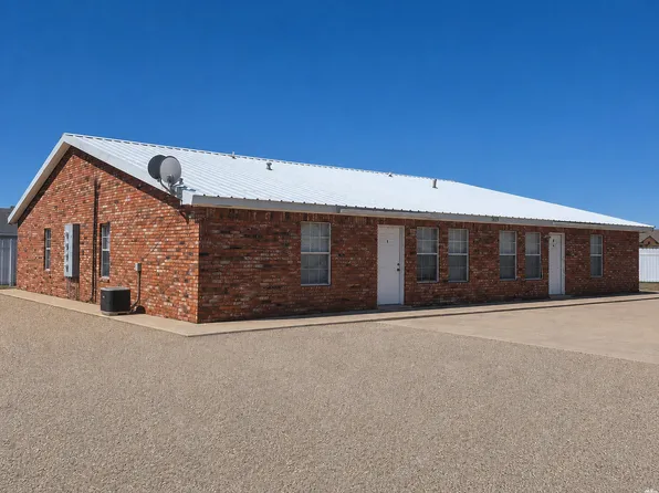 2433 E 21st St, Clovis, NM 88101