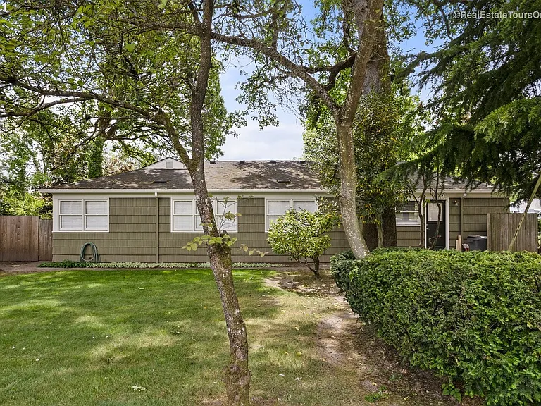 12300 SW Walker Rd #2700 — Photo 14