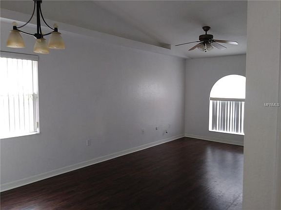 2nd image of 1449 Shirley Dr