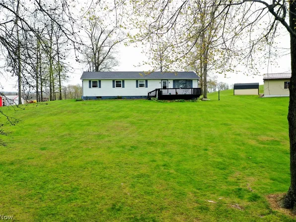 8536 Township Road 323, Holmesville, OH 44633