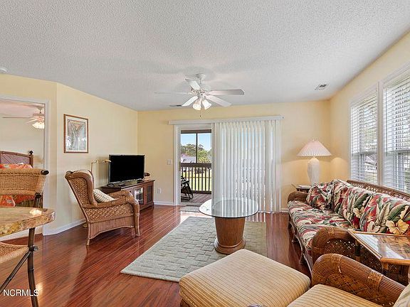 3rd image of 3350 Club Villas Dr #1106