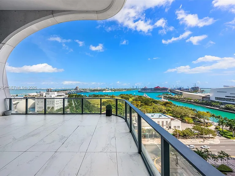 1000 Biscayne Blvd #1201 — Photo 37