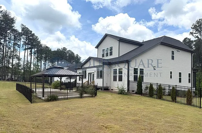 8156 Baronleigh Ln — Photo 14