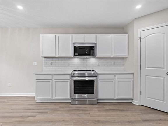 5th image of 3427 Anita Glen Dr