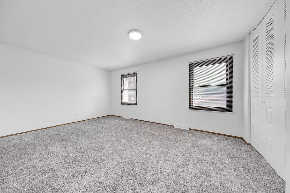 Rice Creek Townhouses — Photo 2