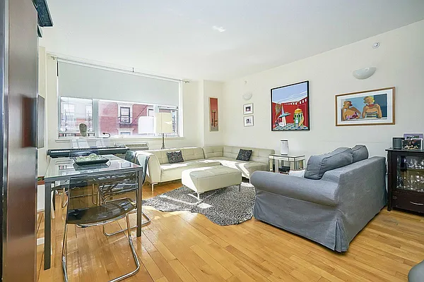 Rented by Bold New York | media 13