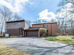 18 Fox Hollow Rd, Brewster, NY 10509