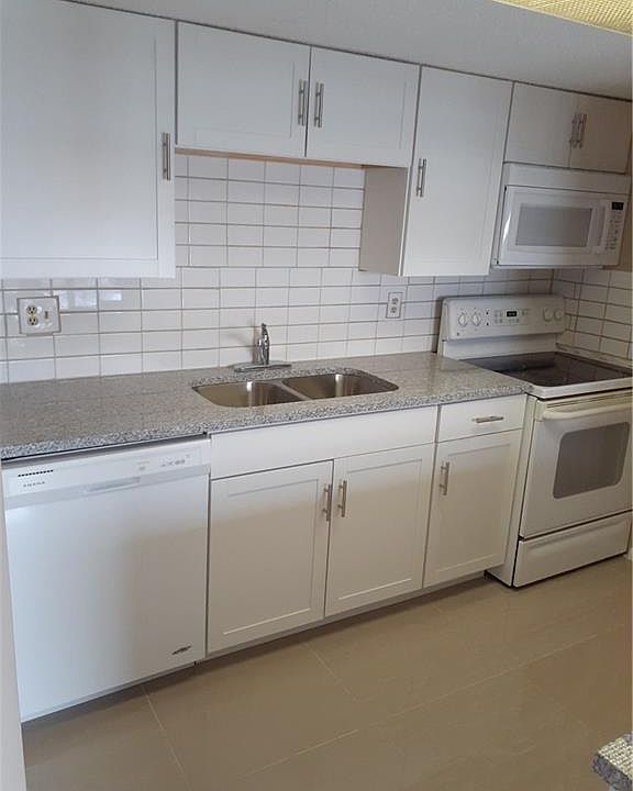 1st image of 726 SW 47th Ter #102