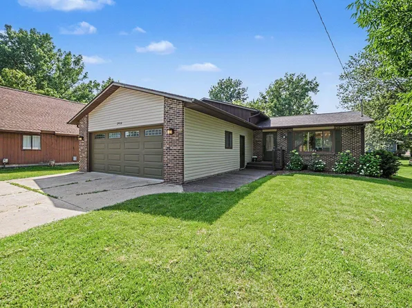 2916 Bangor Rd, Bay City, MI 48706