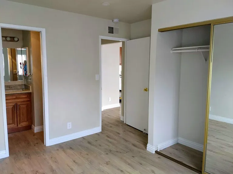 Front bedroom