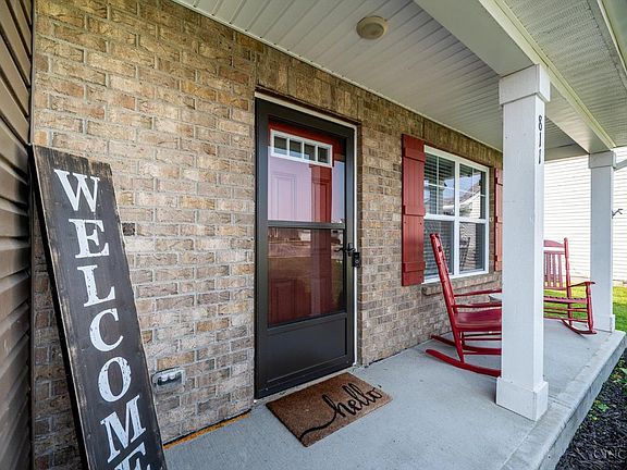 4th image of 811 Prescot Cir