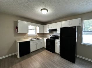 200/202 Michele Dr, Athens, GA 30606