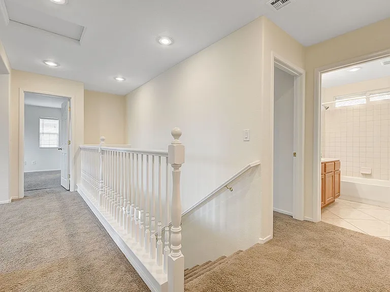 10299 Caverns Mouth Dr — Photo 18