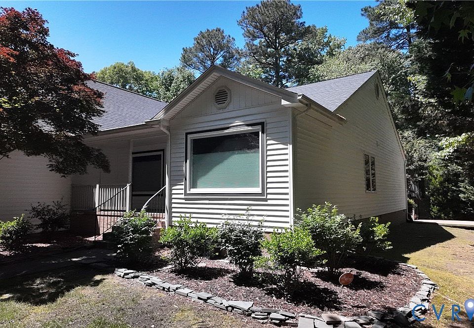 1st image of 209 Quest Ct