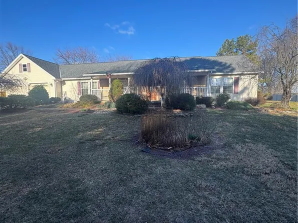 639 Highland Dr, Walnutport, PA 18088