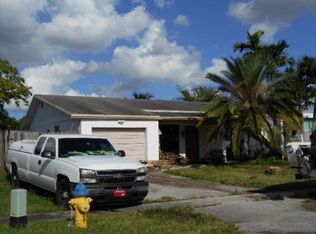 1001 NW 93rd Ave, Pembroke Pines, FL 33024