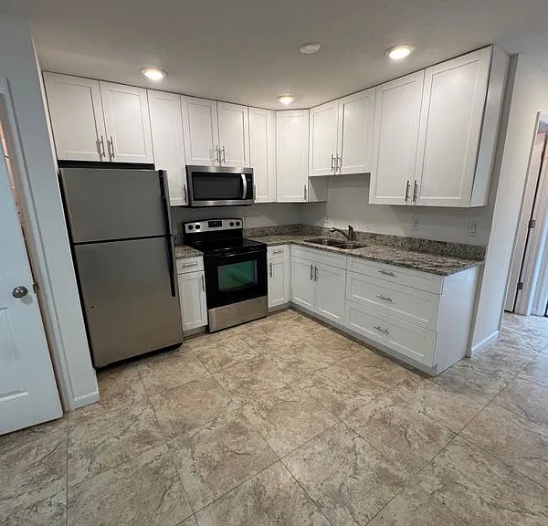 1202 La Brad Ln — Photo 1