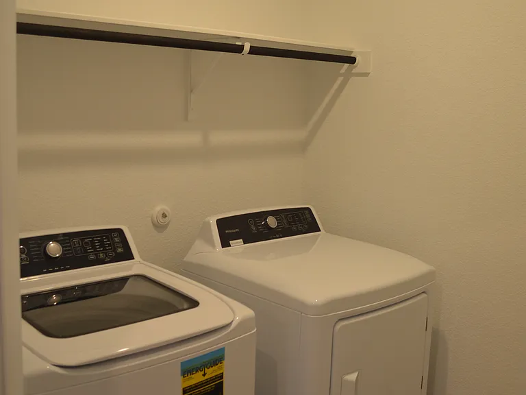 1505 Marley Way — Photo 35