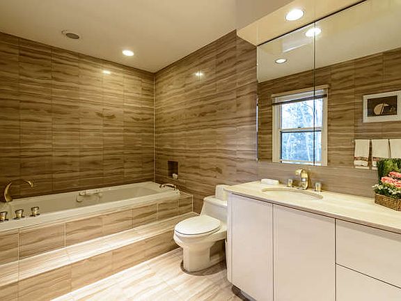 3rd image of 48 Woodland Dr