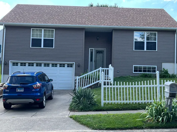 3151 Colorado Dr, Decatur, IL 62526