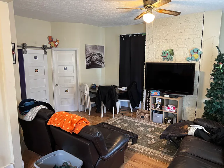 2312 Sauer Ave — Photo 4