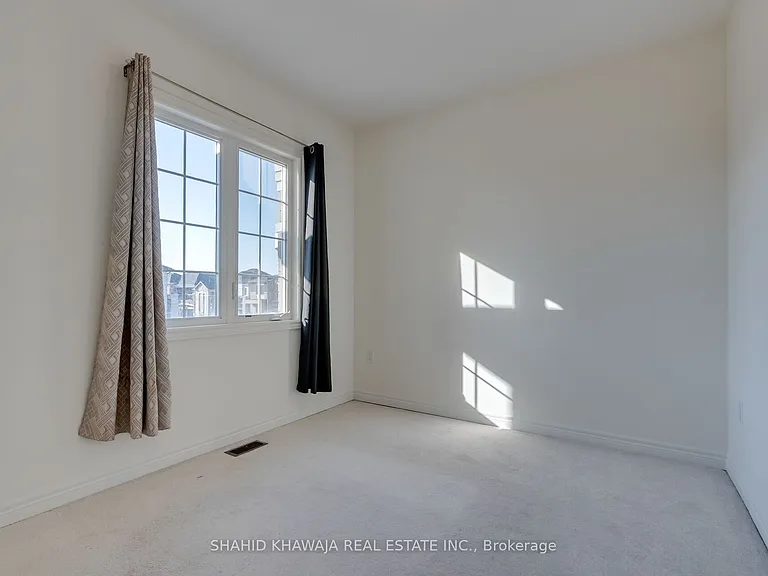 62 Holcomb Ter — Photo 24