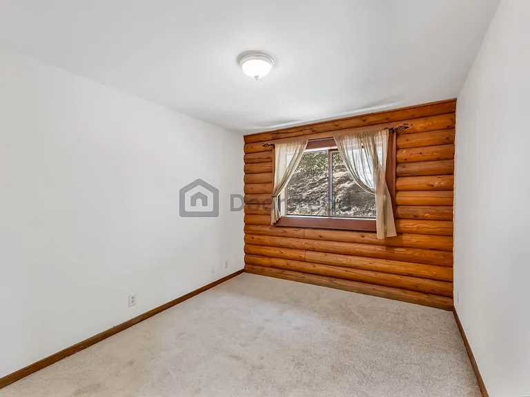 707 N Cataract Ave — Photo 32