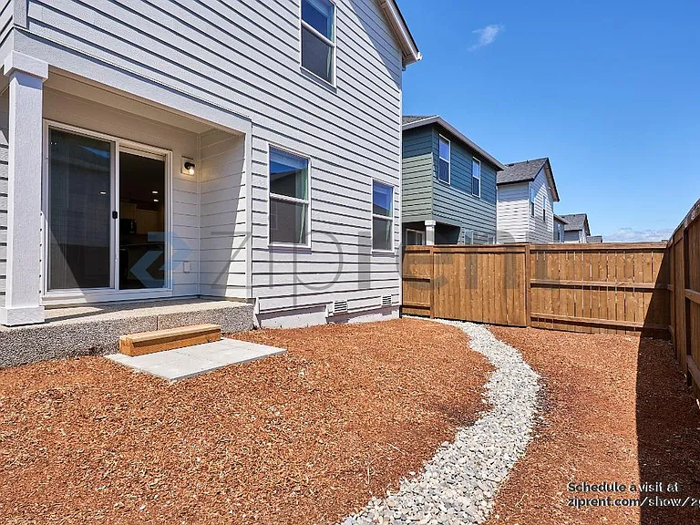17409 NW 10th Ave — Photo 31