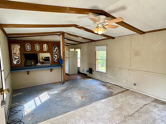 2nd image of 242 Old Warren Rd