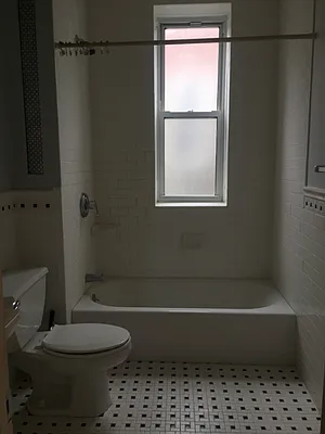 Rented by Limestone Realty Bklyn, LLC | media 18