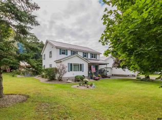 125 Old River Rd, Fultonville, NY 12072