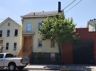 342 Townsend St, New Brunswick, NJ 08901